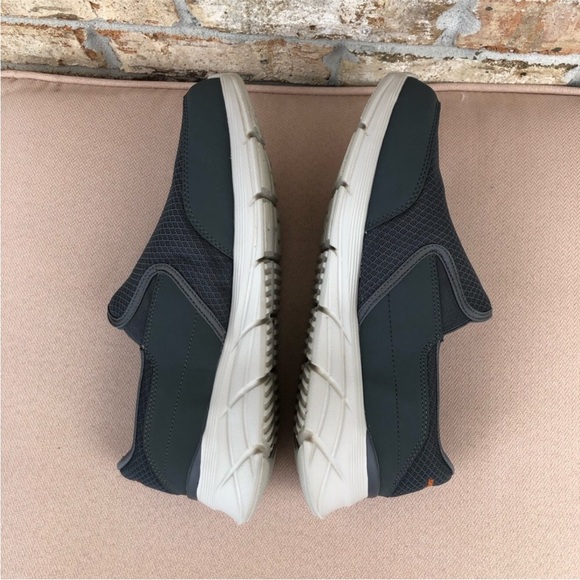 Skechers Men's Gray Charcoal Memory Foam Extra Wide Fit Slip-on Loafer 9.5 - Picture 6 of 13